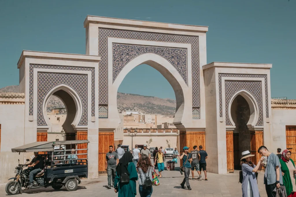 La porta decorata di Rissani sulla strada per le gole del Todra